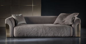 Nip sofa by Longhi