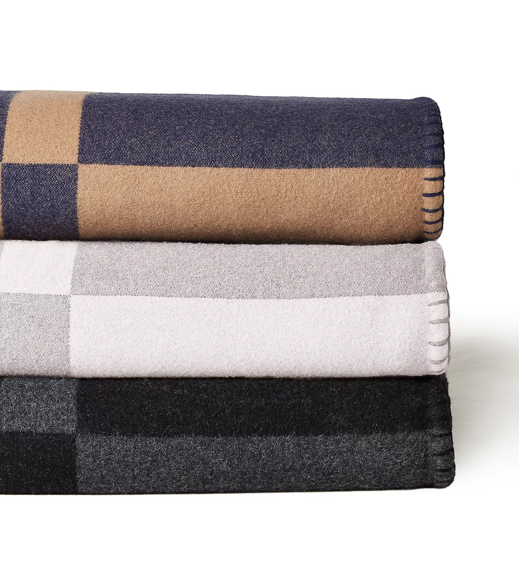 Ralph Lauren Home Northam Throw blanket Brands Ralph Lauren Home New Products Bed Bath Blankets Products Bed Bath Bed Bath Ralph Lauren Home Throw