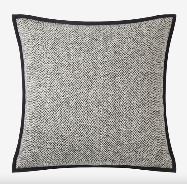 Ralph Lauren Home decorative pillow, from the Archer collection (HABlack)