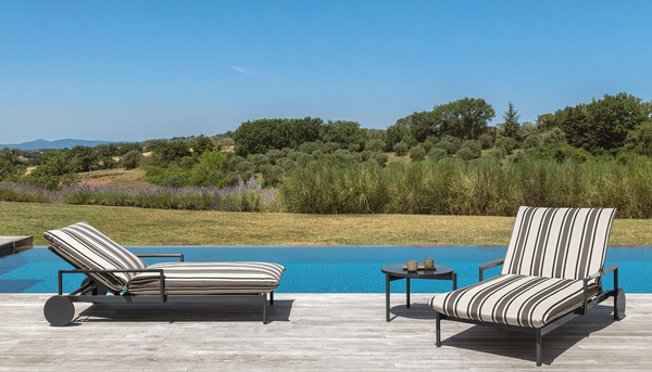 Nalu coffee table by Talenti