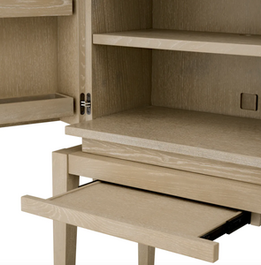 Borchard cabinet/bar by Eichholtz