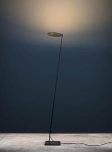 Lampa podłogowa Lederam F0 marki Catellani&Smith