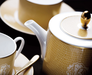 Zestaw sześciu talerzy obiadowych Roberto Cavalli Home, z kolekcji Lizzard (Gold)