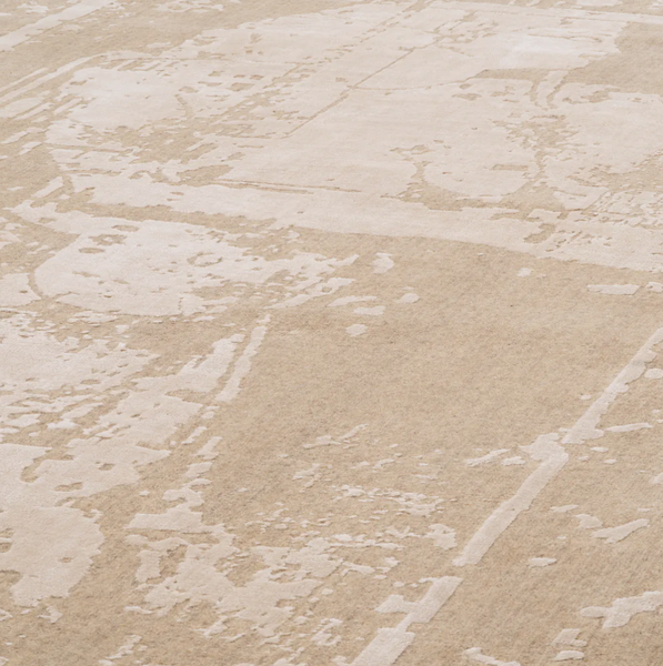 Akhtihotep rug by Eichholtz 