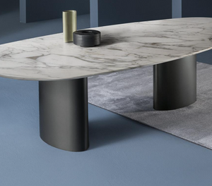 Tangeri 240 table by Casamilano