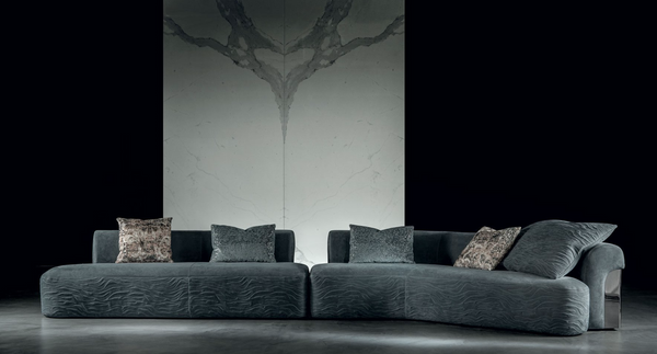Nip sofa by Longhi
