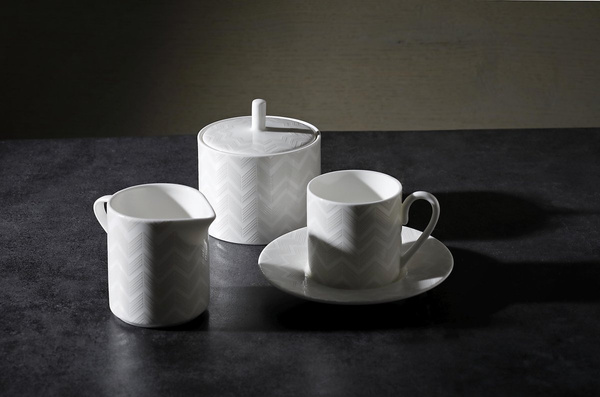 Imbryk do herbaty/kawy marki Missoni Home, z kolekcji Zig Zag White