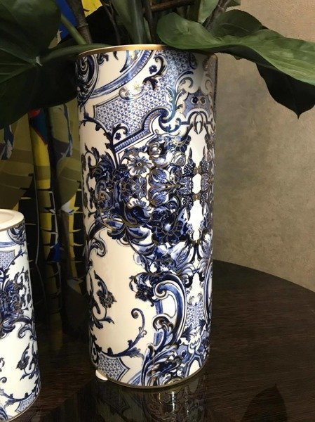 Large Roberto Cavalli Home vase, from the Azulejos collection