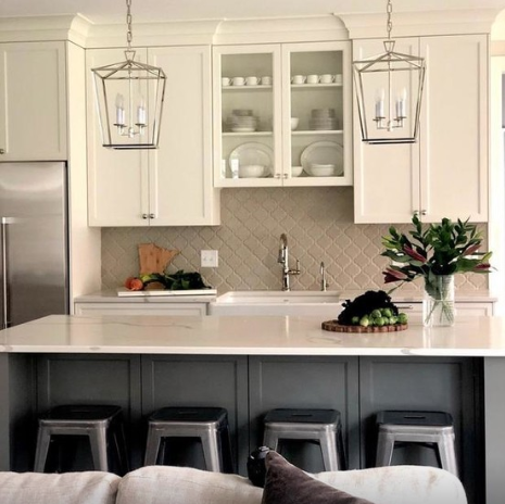 Chapman & Myers Darlana Small pendant lamp by Visual Comfort