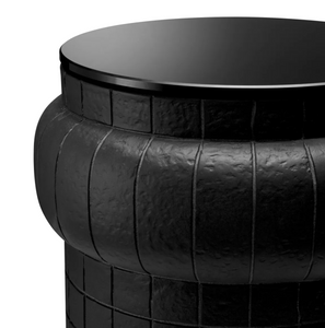 Tortugo side table from Eichholtz 