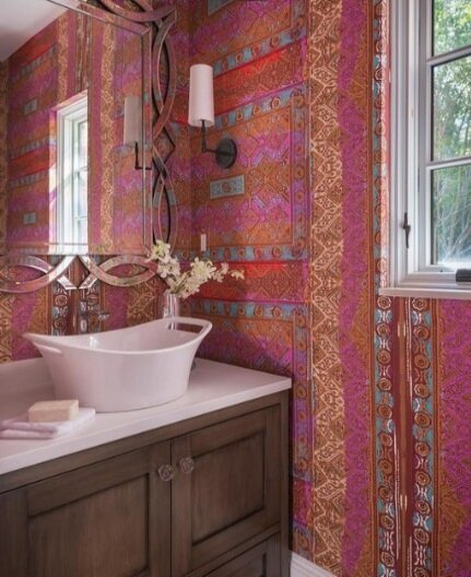 Thomas O'Brien Ziyi wall lamp