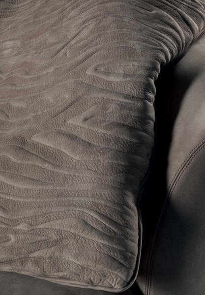 Sofa Nip marki Longhi