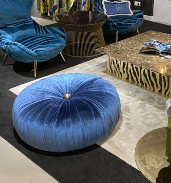 Puf Sharpei marki Roberto Cavalli Home Interiors