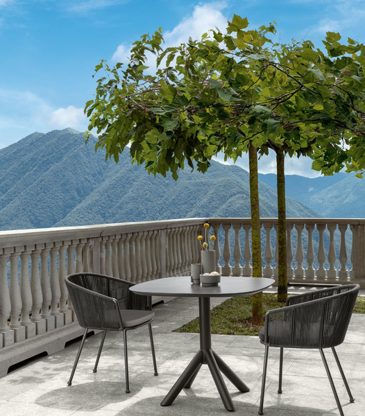 Coral chair by Talenti