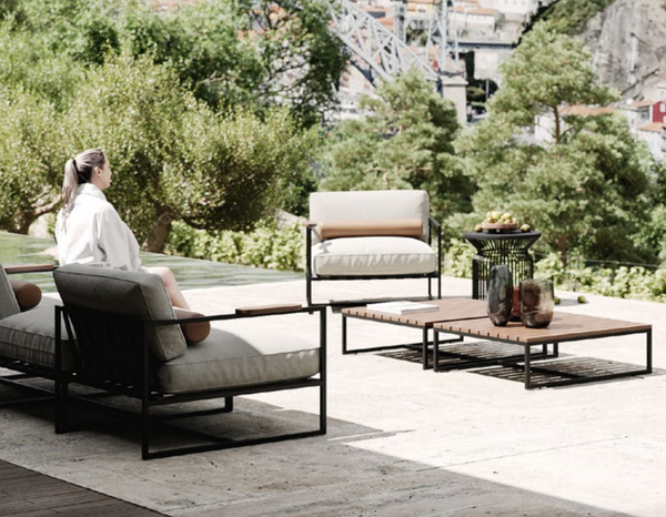 Salim garden table by Laskasas