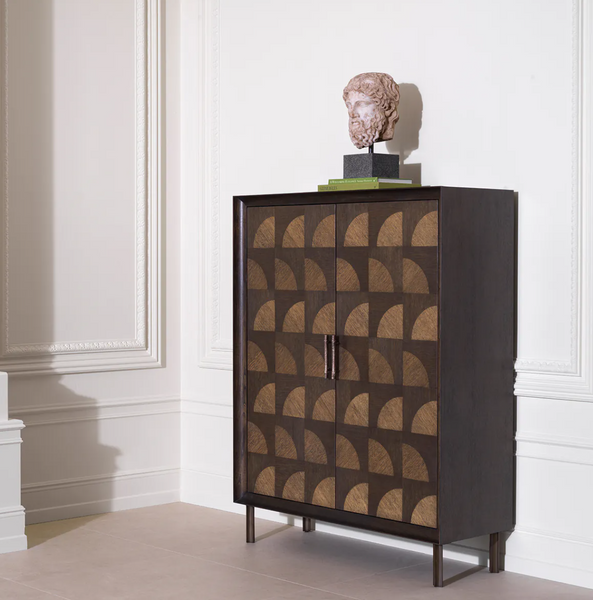 Kumo wardrobe by Eichholtz