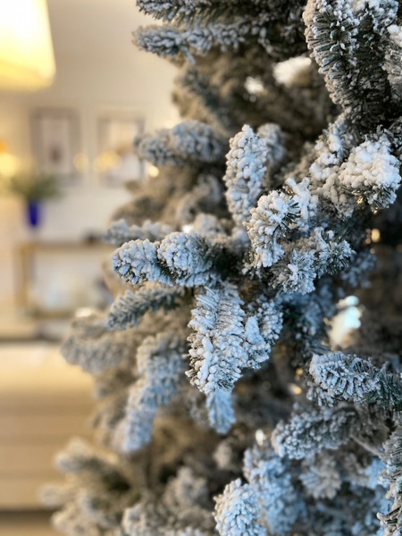 Deluxe Christmas Tree 300 cm - LED 1150 pieces