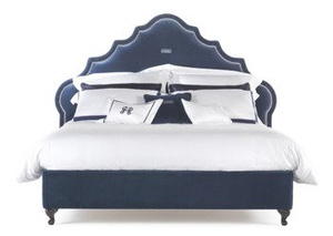 Marriott bed by Gianfranco Ferré Home