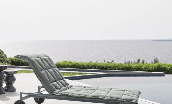 Flair reclining lounger by Gervasoni 1882