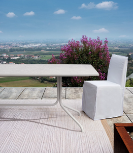 Brise 33 table by Gervasoni 1882