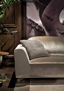 Longhi Sheffield Sofa