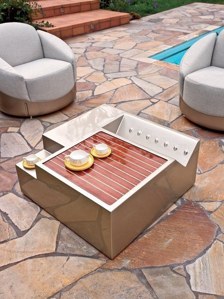Longhi Roadster Garden Table