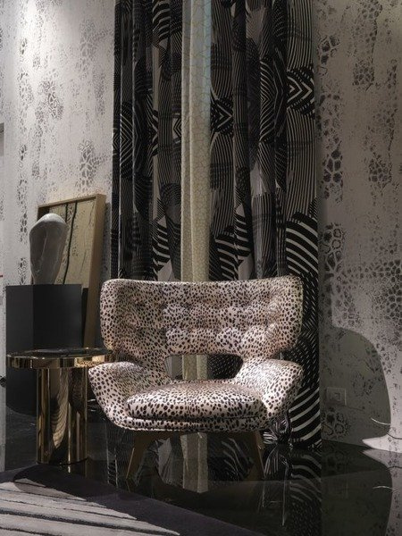 Fotel Maclaine marki Roberto Cavalli Home Interiors