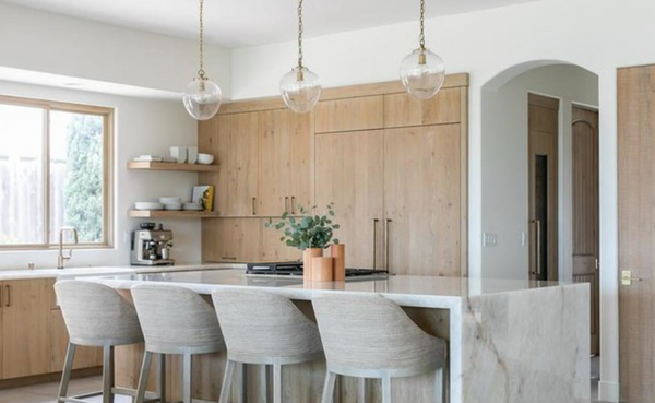 Lampa wisząca Katie Acorn projektu Thomas O'Brien