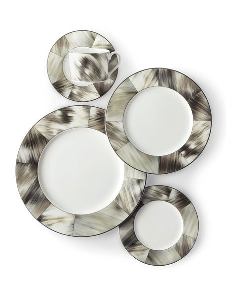 Ralph Raulen Home platter, from the Gwyneth collection