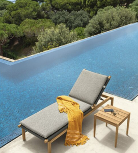 Dolcevita lounger by Talenti