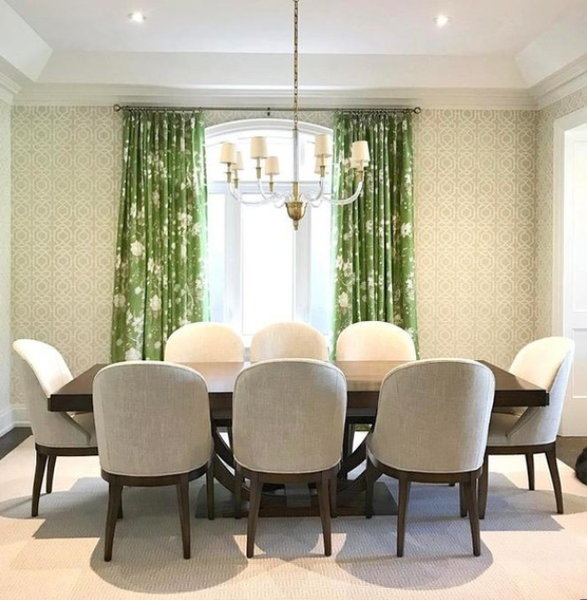 Thomas O'Brien Vivian Large Chandelier