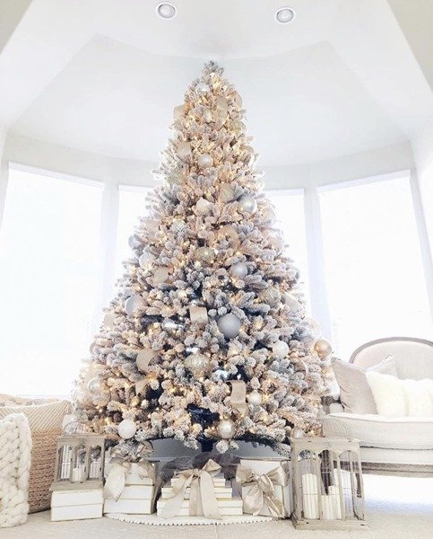 Deluxe Christmas Tree 210 cm - 500 LEDs