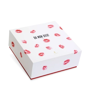 The set L'Objet Oh Mon Dieu!