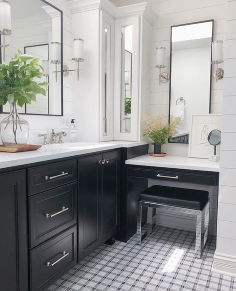 Kinkiet Bryant Bath projektu Thomasa O'Briena marki Visual Comfort