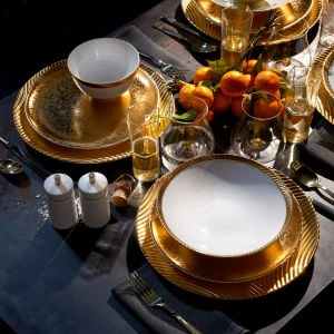 L'Objet cereal bowl, from the Corde (Gold) collection