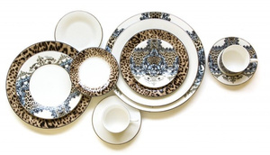 Zestaw sześciu filiżanek do herbaty Roberto Cavalli Home, z kolekcji Palazzo Pitti 