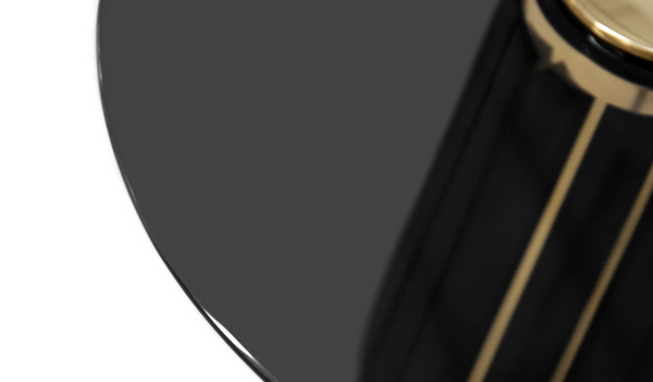 Darian II table by Luxxu