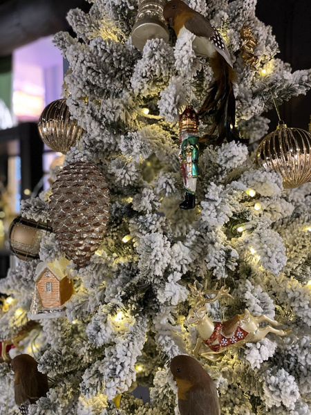 Deluxe Christmas Tree 300 cm - LED 1150 pieces