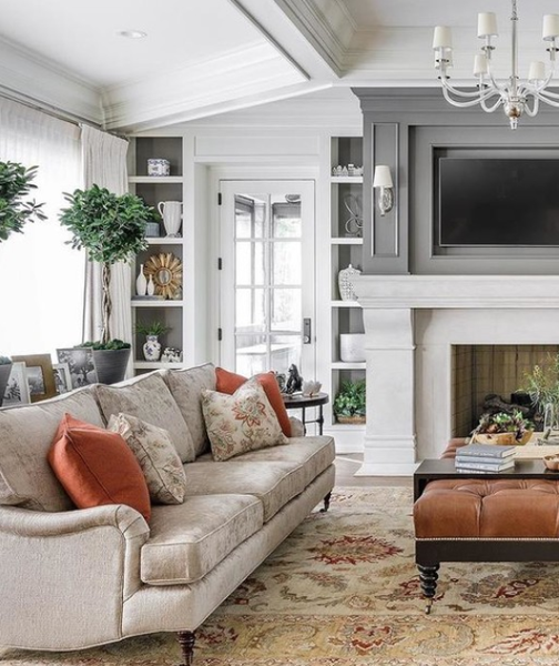 Thomas O'Brien Vivian Large Chandelier