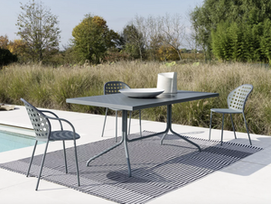 Brise 33 table by Gervasoni 1882