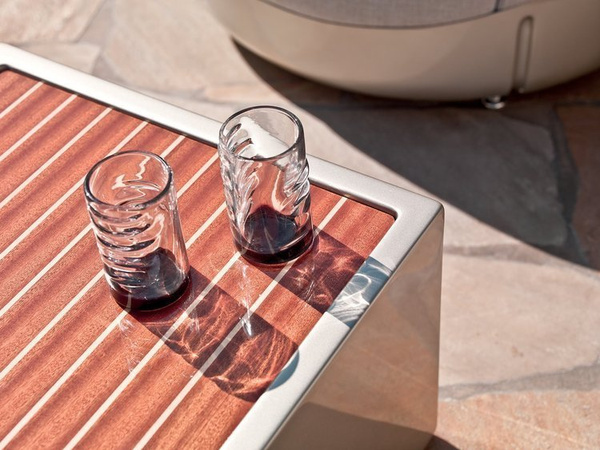 Longhi Roadster Garden Table