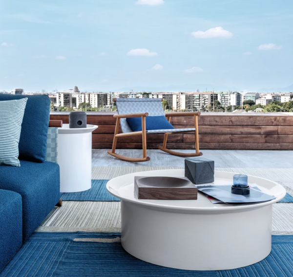 Fotel bujany Hashi marki Gervasoni 1882