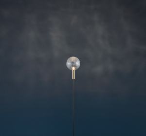 Lampa zewnętrzna Syphasera marki Catellani&Smit