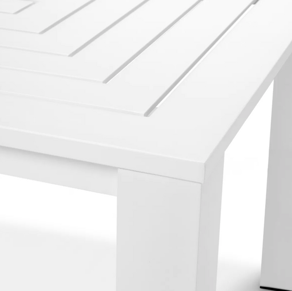 Vistamar garden table by Eichholtz