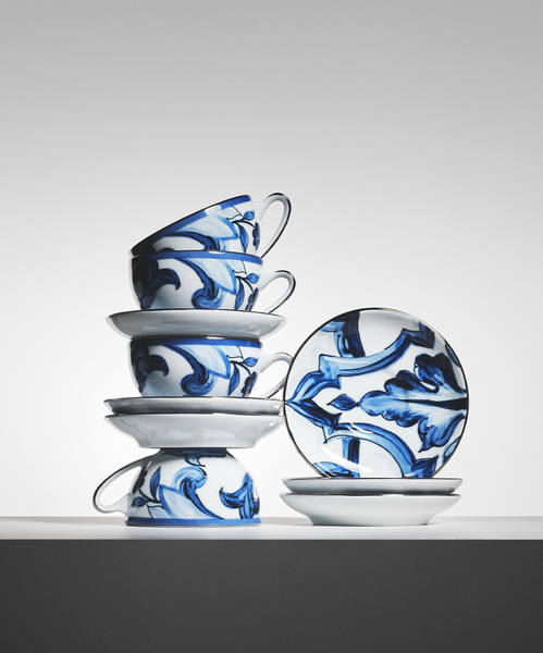 The Dolce&Gabbana cup and cappuccino saucer from the Blu Mediterraneo collection