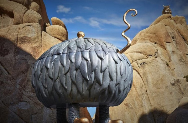 Waza Lukas Soup Monster Tureen L'Objet, z kolekcji Haas Brothers