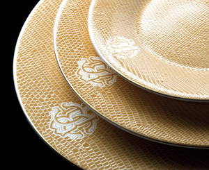 Zestaw sześciu talerzy obiadowych Roberto Cavalli Home, z kolekcji Lizzard (Gold)
