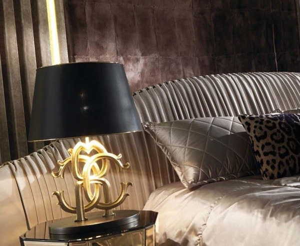 Roberto Cavali Home Interiors Logo table lamp