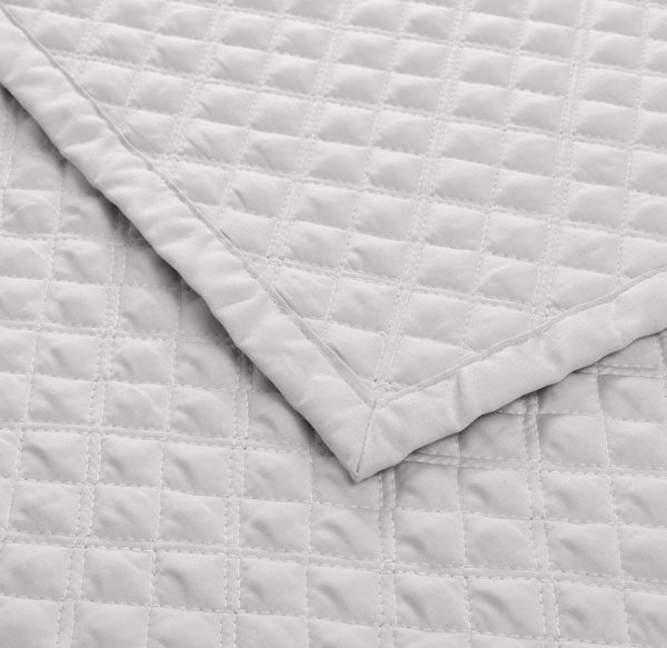 Narzuta Ralph Lauren Home, z kolekcji Argyle (Platinium)