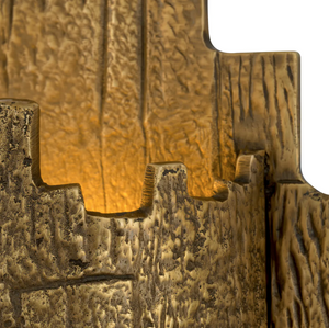 The Corelli wall lamp by Eichholtz